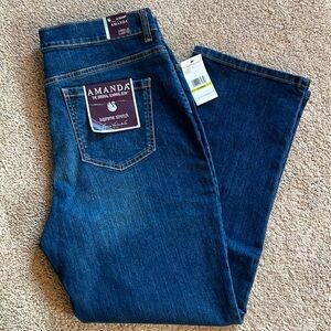 NWT Gloria Vanderbilt ‘Amanda’ Tapered Leg Classic Rise 14 Short